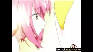 سحاق شقيقية ساخنة في الحمام