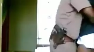 شرطي أريكة