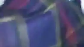 جدة كورية تتدنس بقضبان متعددة