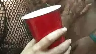 عاهرة مصرية تأخذ عدة أزبار