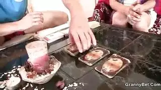 سكس قحبا تغتصب بنت بعنف