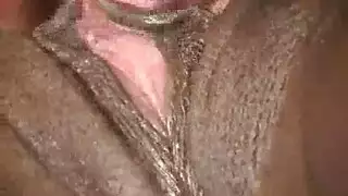 kareena kapoor swallows cum