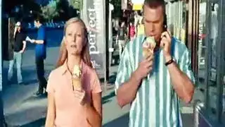 زوج مثير يضرب زوجته الجميلة بشريط جنسي حميمي