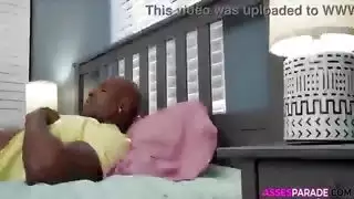 خجول مع حريم