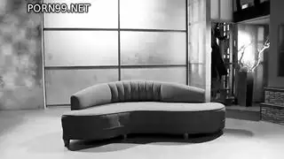 بنات تنتشي بسرعه