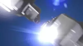 جنس جماعي في حديقة عامة: هذه الفتيات تحب العضو الذكري