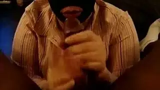 كلبات لسان أسود: قبضة شرجية ولحس كس مشعر