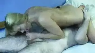 تجمع بريء ينتهي بممارسة جنسية جماعية صريحة