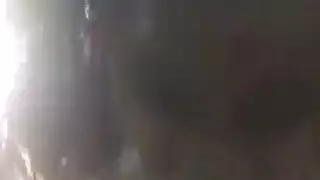 قضيب الدولار الإباحي يضرب في حركة جنسية صريحة